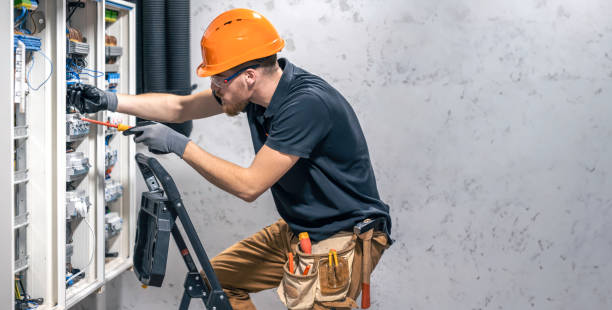 Best Licensed Electrician  in Ashland, WI